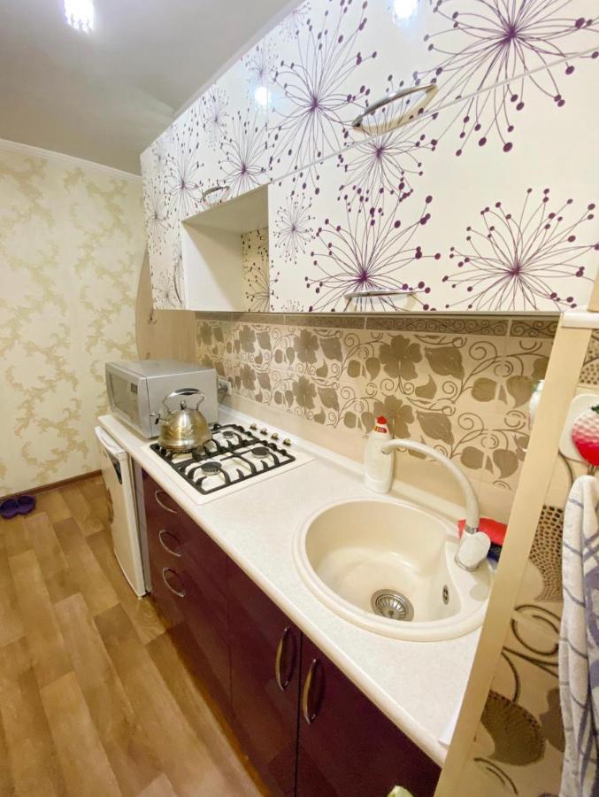 Apartments Ahmetova 4 21 Алма Ата Екстериор снимка