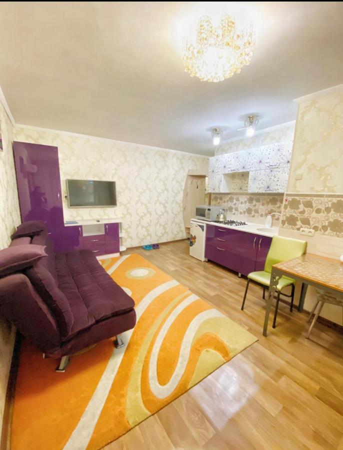 Apartments Ahmetova 4 21 Алма Ата Екстериор снимка