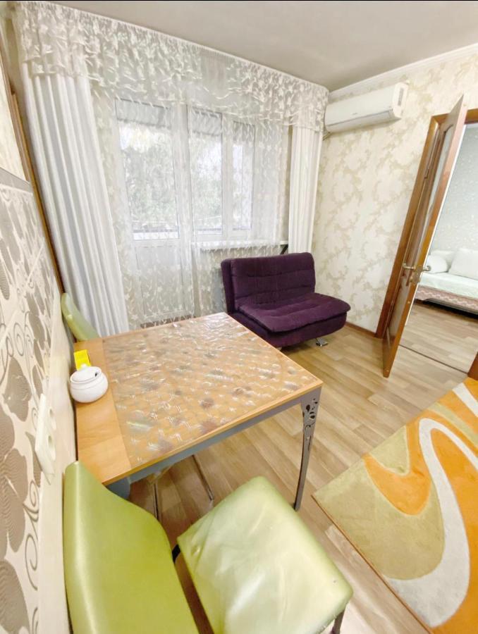 Apartments Ahmetova 4 21 Алма Ата Екстериор снимка